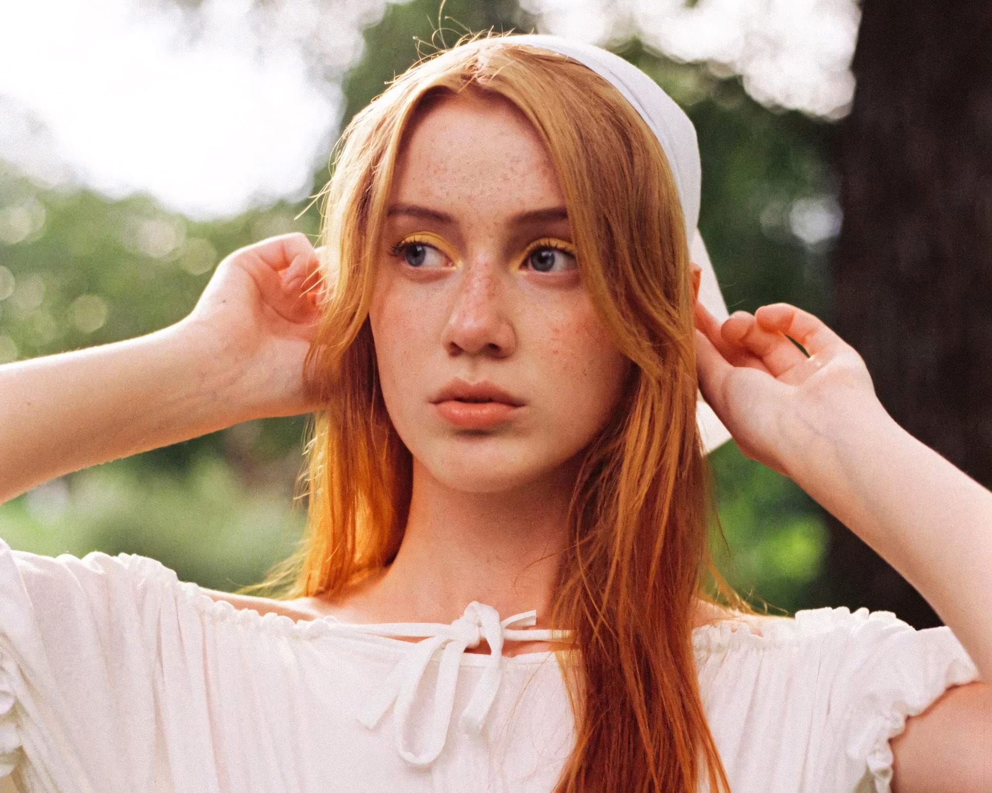 Dana Deli Shoots Anna Mukha on Cinema Film