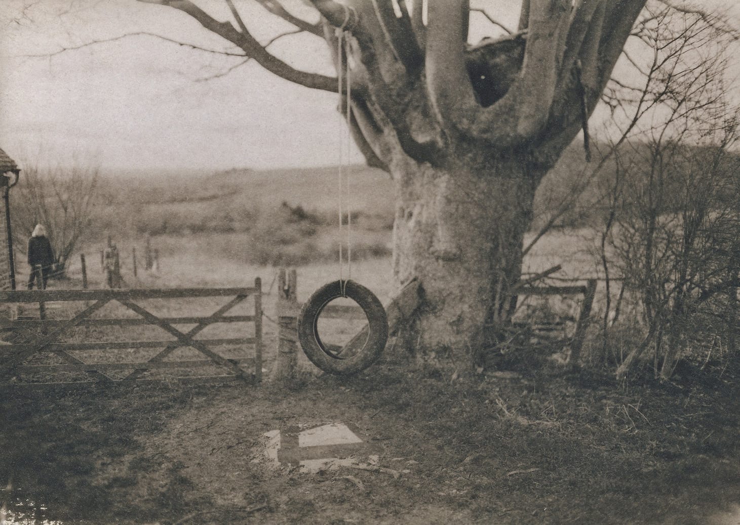 Dmitry Photographs Empty Places on Sheet Film